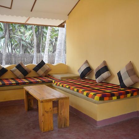Seahorse Beach Resort Kalpitiya Buitenkant foto