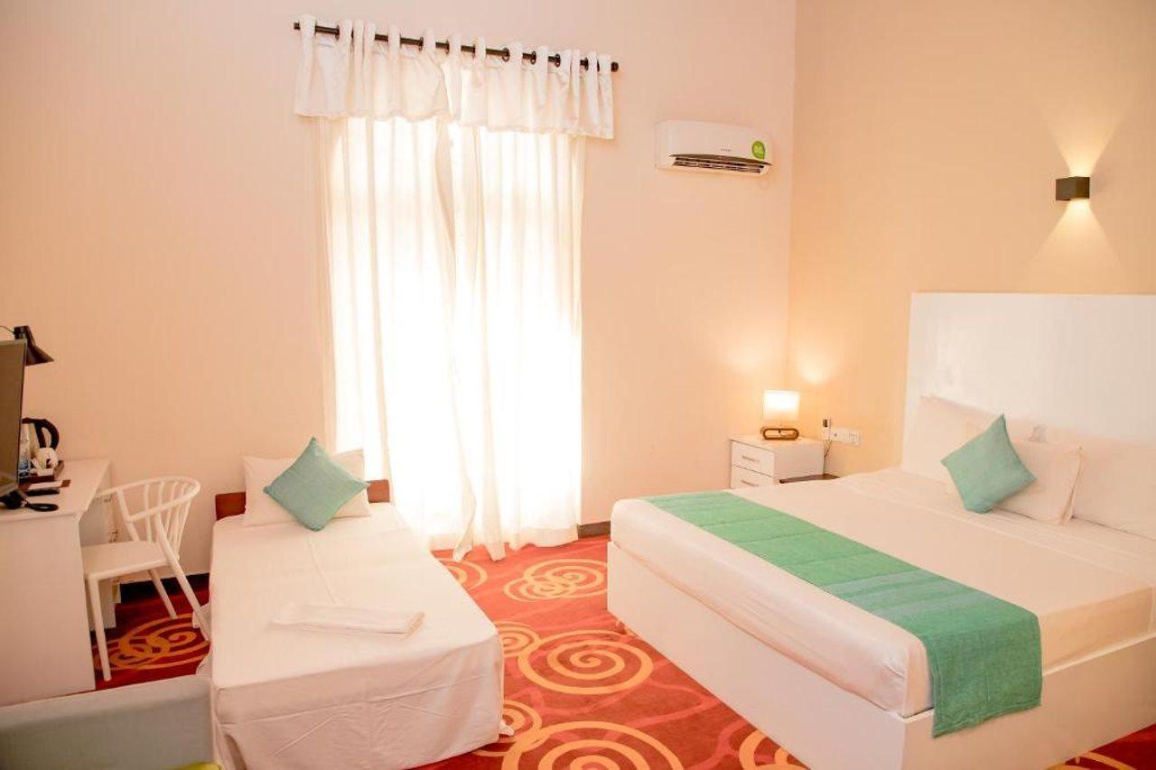 Seahorse Beach Resort Kalpitiya Buitenkant foto
