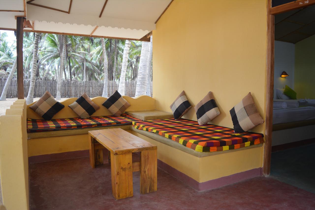 Seahorse Beach Resort Kalpitiya Buitenkant foto