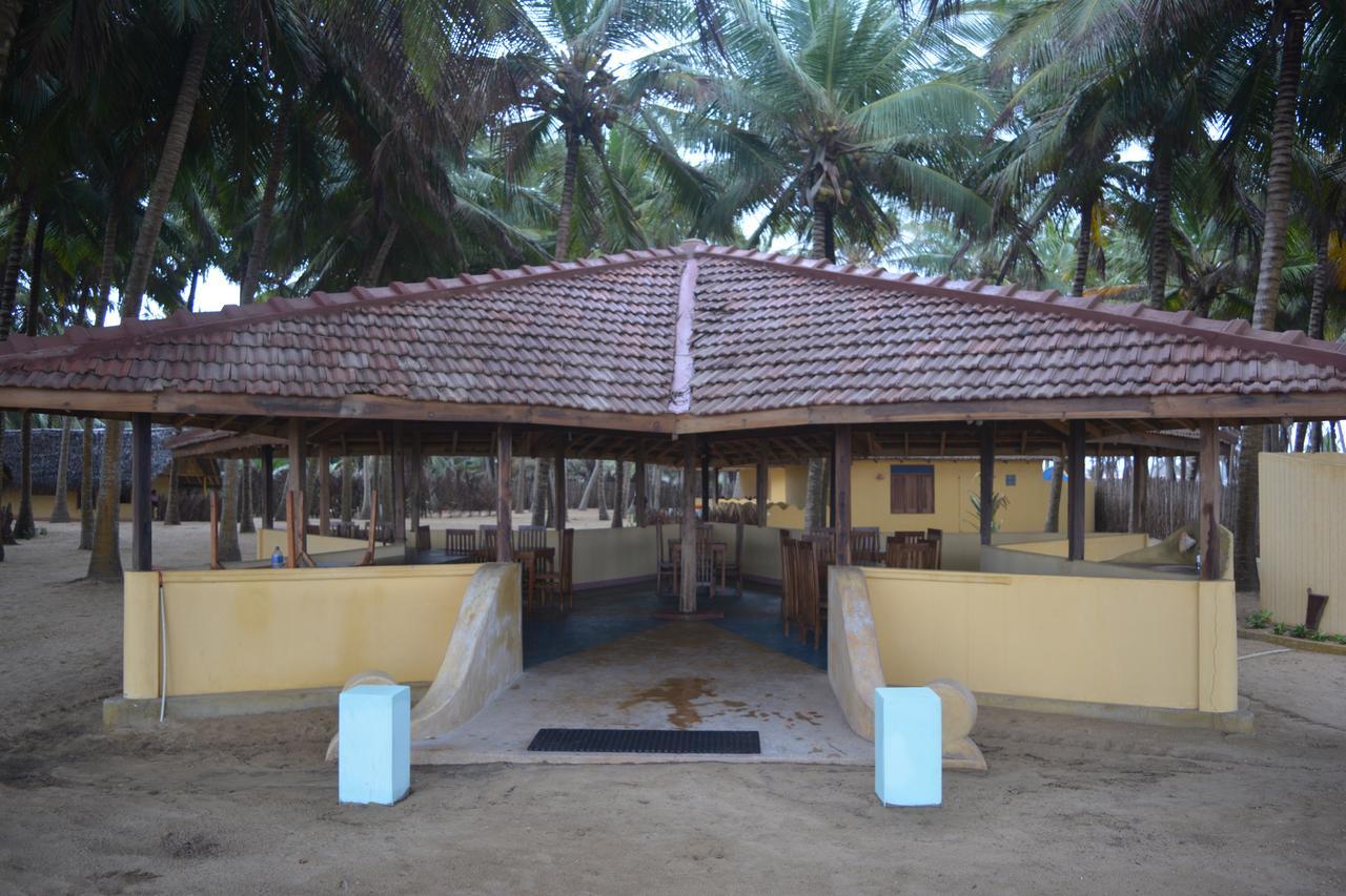 Seahorse Beach Resort Kalpitiya Buitenkant foto